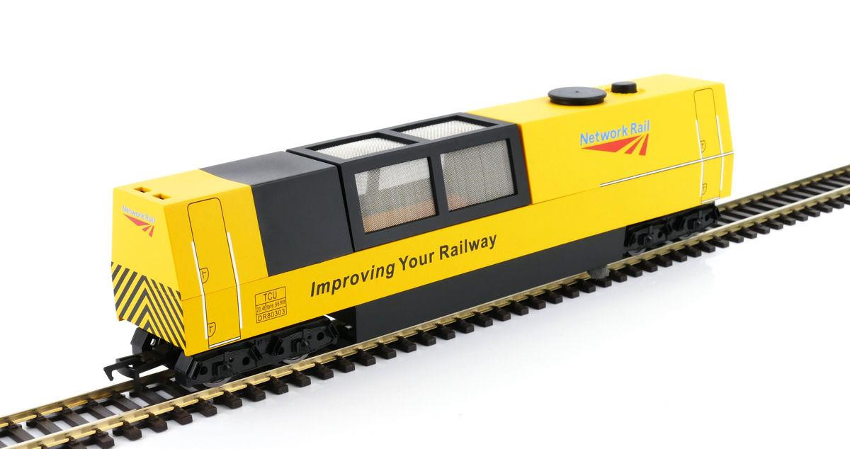 Gaugemaster Collection GM4210101 Network Rail Track Cleaning Vehicle OO Gauge 