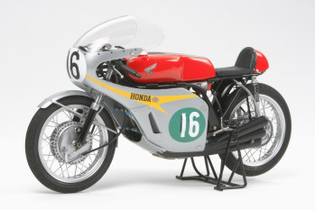 Honda RC166 GP Racer (1:12 Scale)