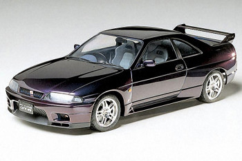 Nissan Skyline GT-R V-SPEC (1:24 Scale)