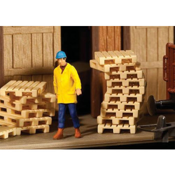Wood Pallets (12) Kit