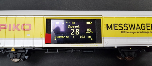 Expert+ PIKO SmartMeasure Wagon V with distance display.