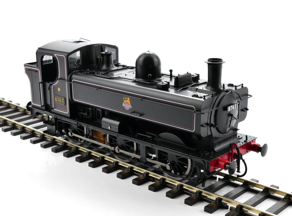57xx Class Pannier 8763 BR Lined Black Early (DCC-Fitted)