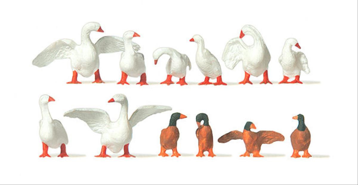 Geese (12) Figure Set