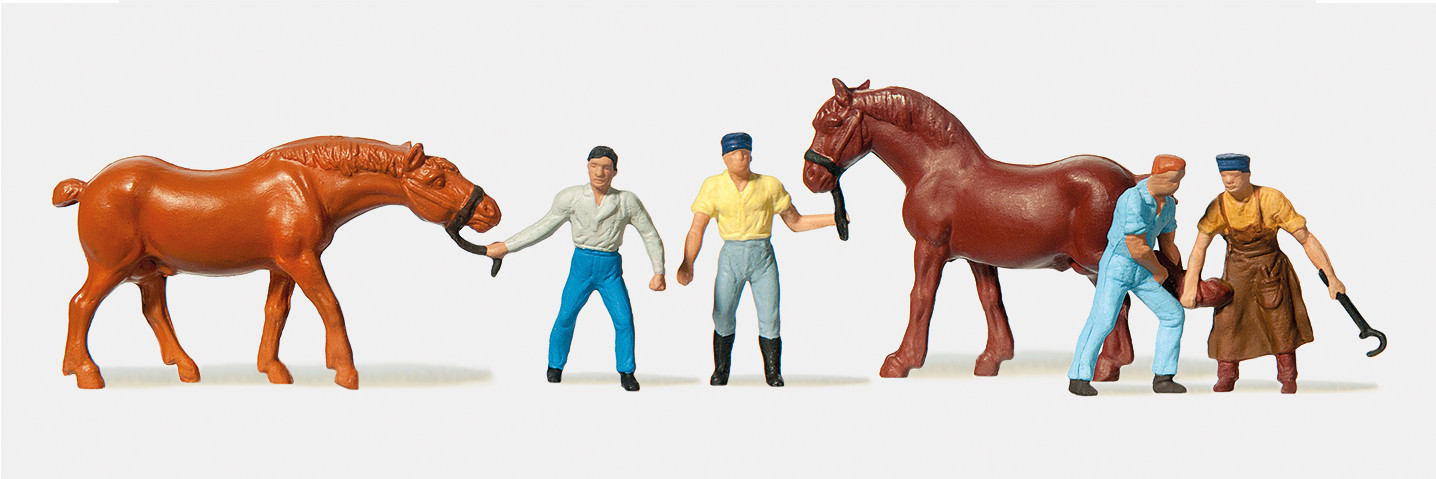 Blacksmiths (4) & Horses (2) Figure Set