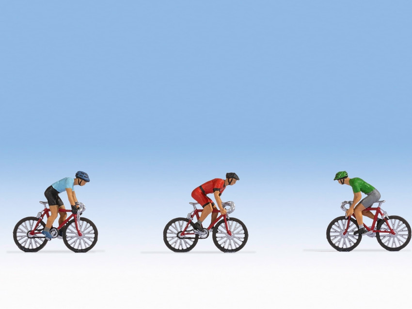 Racing Cyclists (3) Figure Set