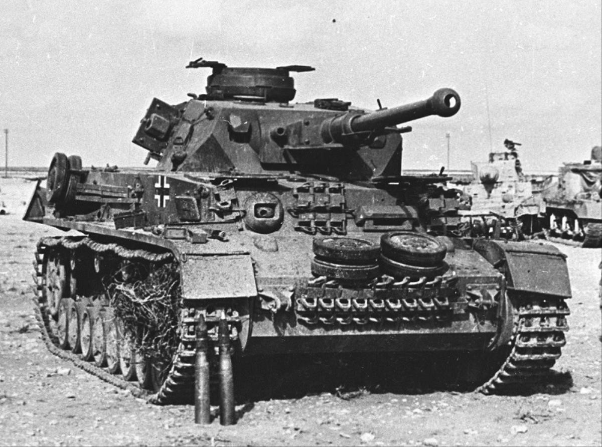 German Tank Panzerkampfwagen IV Ausf.G Early (1:35 Scale)