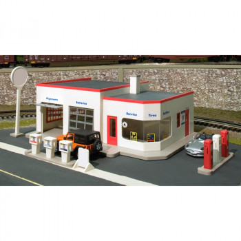 *Wilson's Gas & Go Service Station Kit