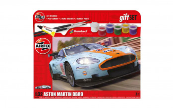 Aston Martin DBR9 Gift Set (1:32 Scale)