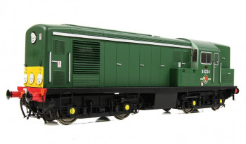 Class 15 D8234 BR Green Small Yellow Panels