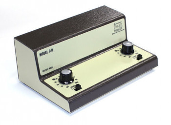 European Twin Track Cased Controller for O Scale