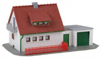 House with Garage Kit