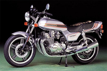 Honda CB750F (1:12 Scale)
