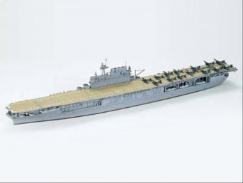US Navy Aircraft Carrier Enterprise (1:700 Scale)