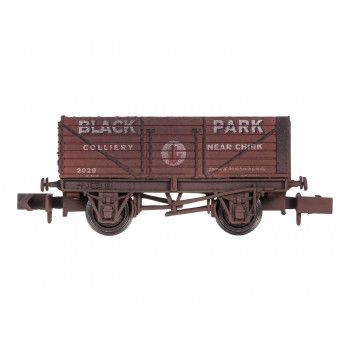 7 Plank Wagon Chirk 2028 Weathered