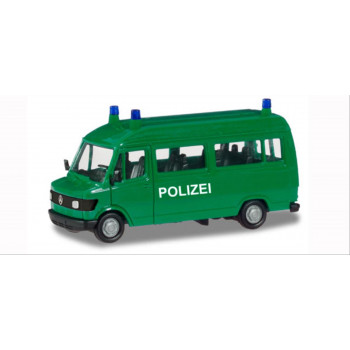 Basic MB T1 Bus Police