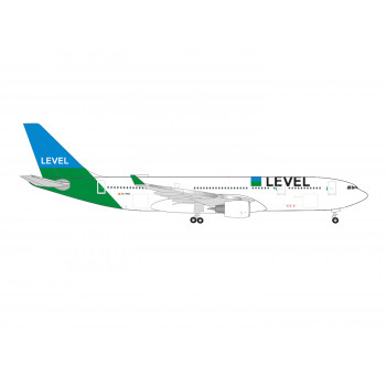 *Airbus A330-200 Level EC-MOU (1:500)