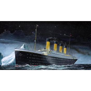 RMS Titanic (1:1200 Scale)