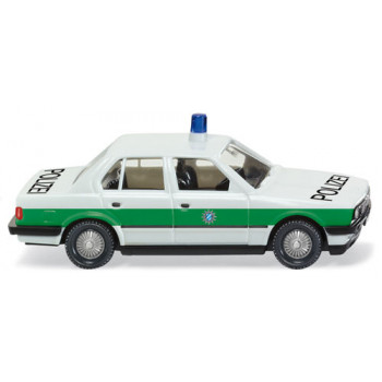 BMW 320i Police