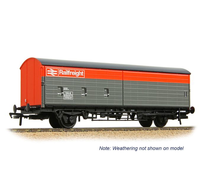 VAA Van BR Railfreight Red/Grey 200633 Weathered