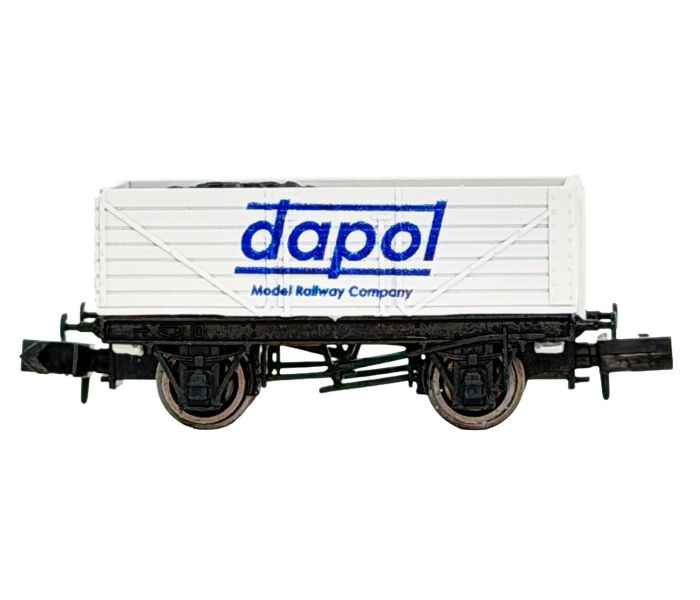 7 Plank Wagon Dapol Current Logo Weathered