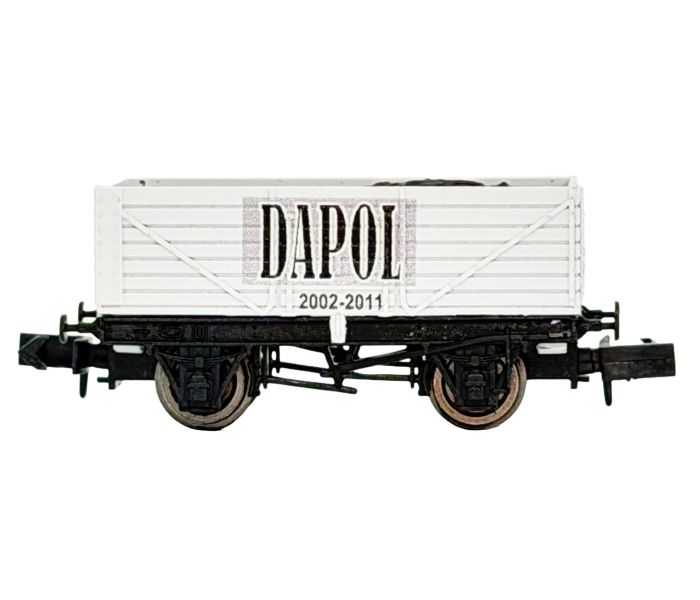 7 Plank Wagon Dapol 2002-2011 Logo Weathered