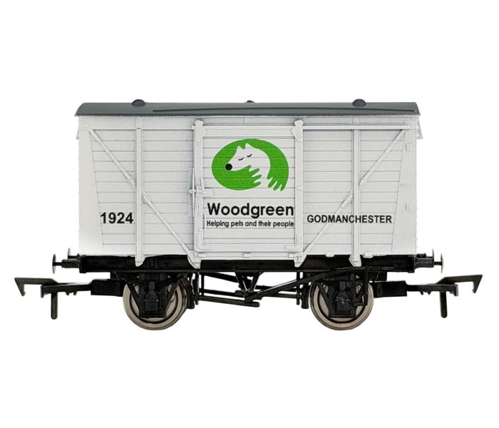 Ventilated Van Woodgreen Animal Charity Weathered