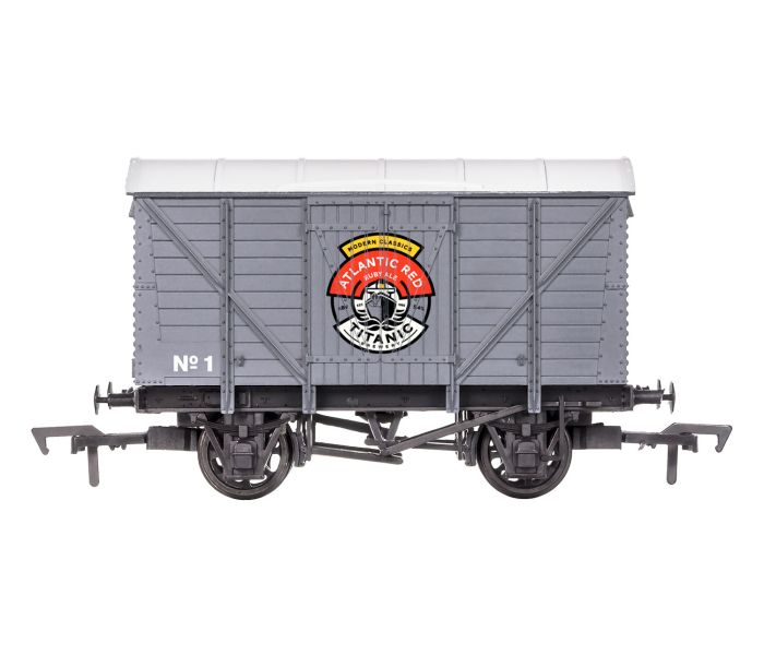 Ventilated Van Titanic Brewery Atlantic Red