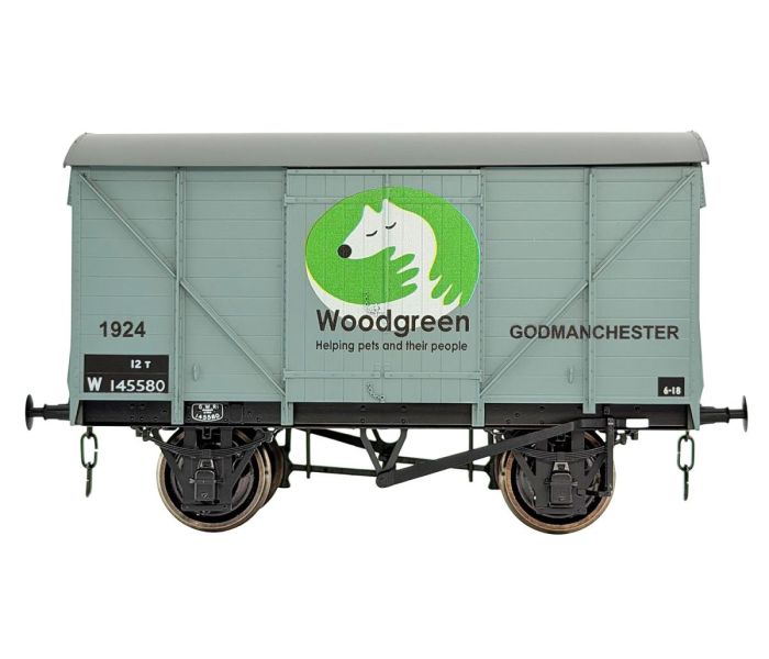 GW Standard 12t Van Woodgreen Animal Charity