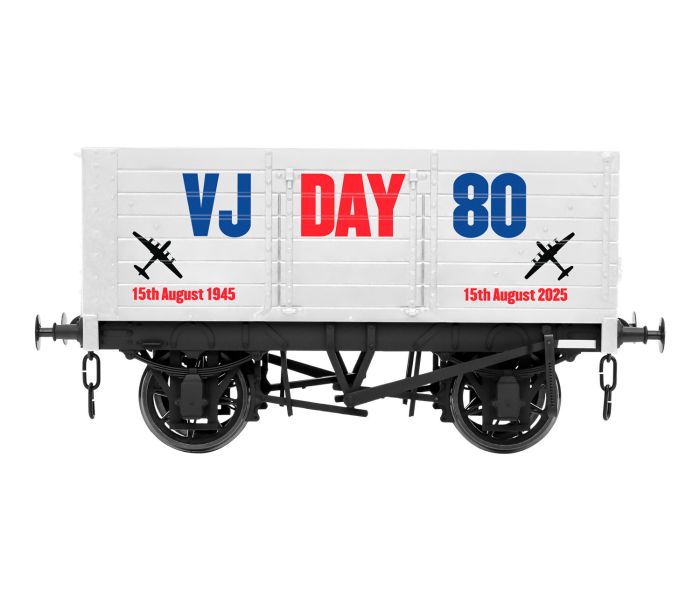 7 Plank Wagon 9' Wheelbase VJ Day 80th Airforce Weathered