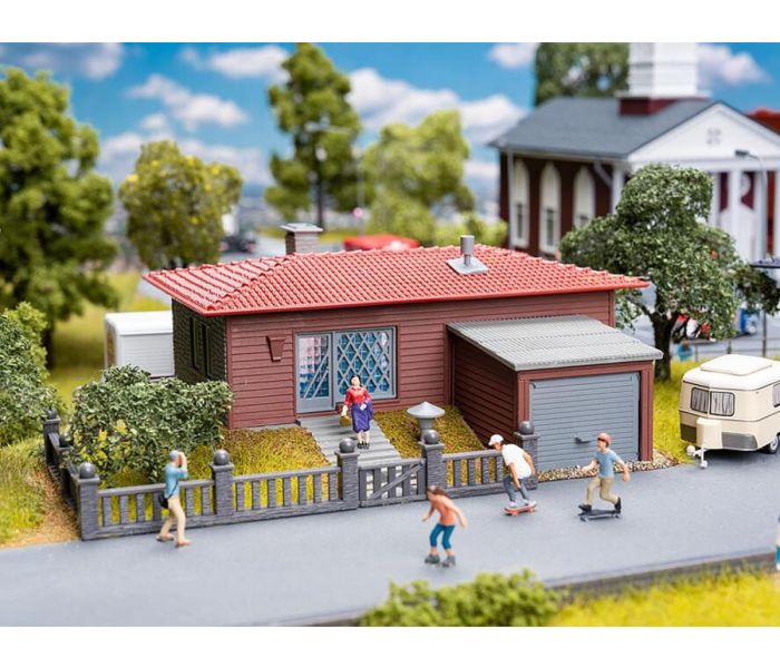 American 2 Country Road Bungalow Kit