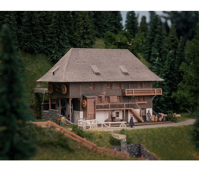 Black Forest Flour Mill w/Figure Anniversary Kit I