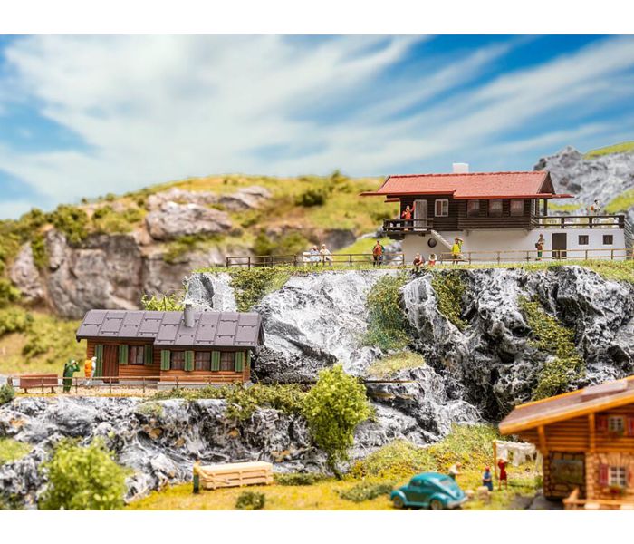 Hunter's Lodge & Mountain Inn Kit II