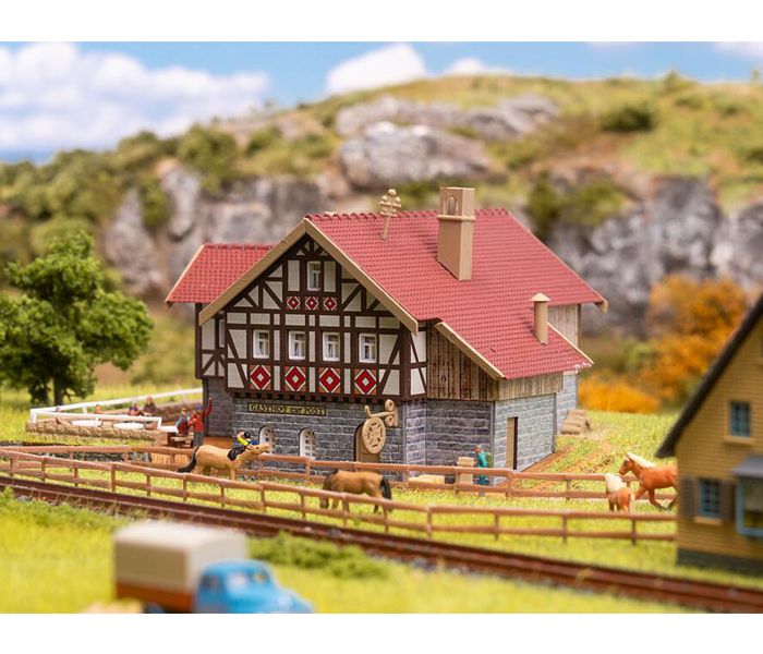 Zur Post Inn w/Beer Garden Kit III