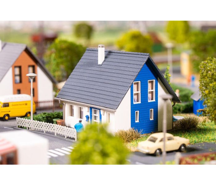 Detached House Blue Kit V