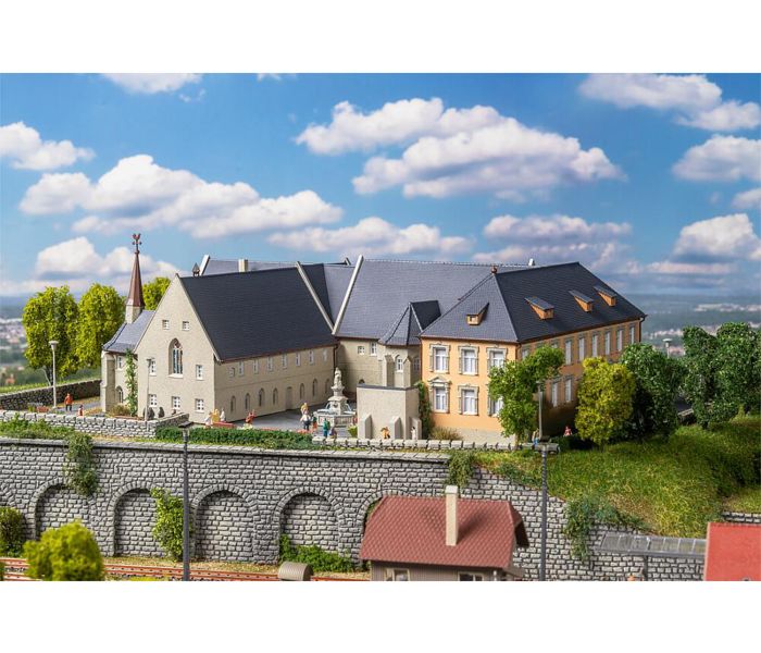 Historic Abbey Kit I