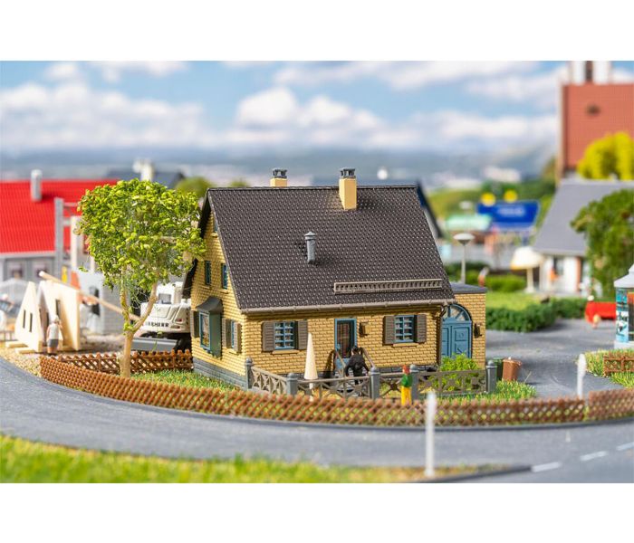 Clinker Brick House Kit III