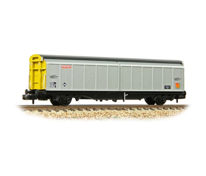 VGA Van BR Railfreight Distribution 210592