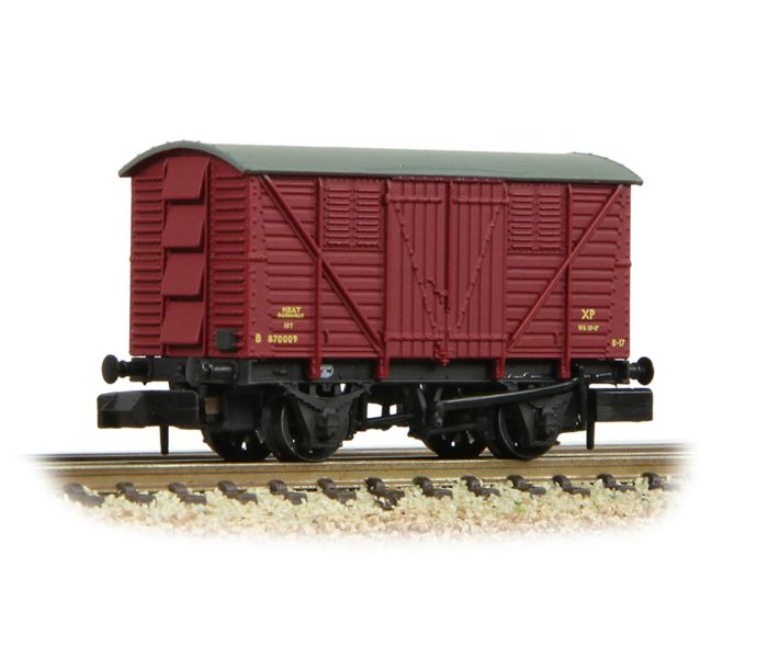 10t Meat Van BR Crimson B870009