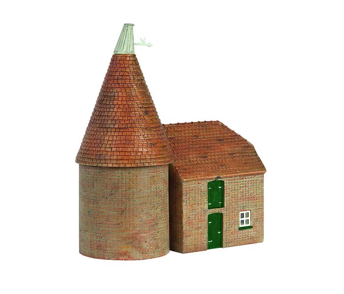 Scenecraft Oast House Green (Pre-Built)