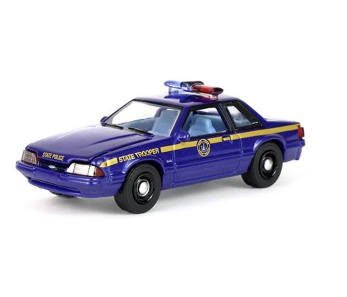 Hot Pursuit (2015) Ford Mustang 1988 New York State Police