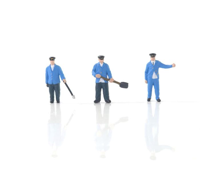 On the Footplate (3) Figure Set A
