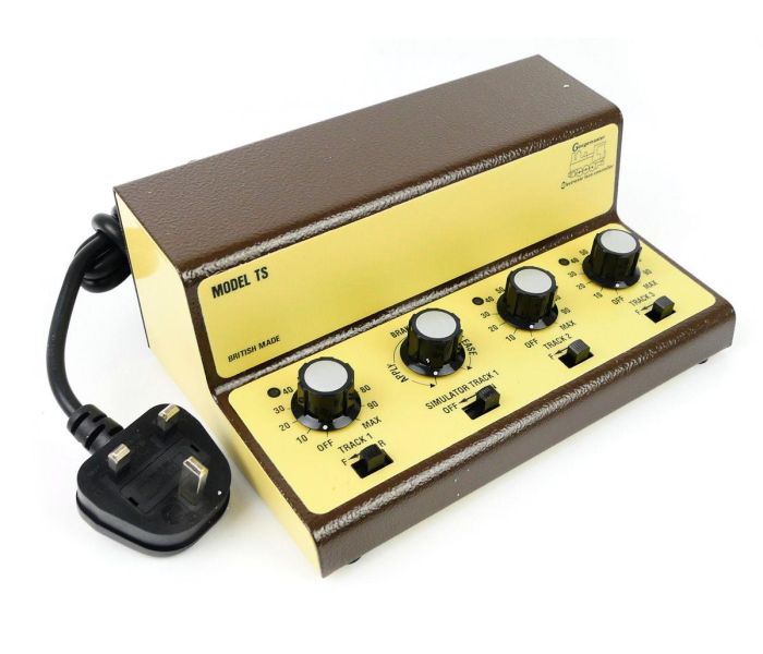 Three Track Cased Controller with Simulation on One Track
