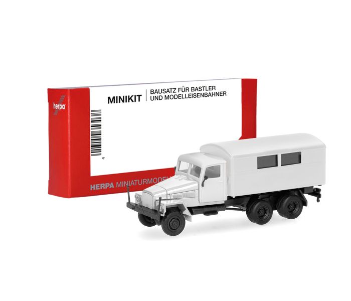 Minikit IFA G5 3 Axle Box Truck White