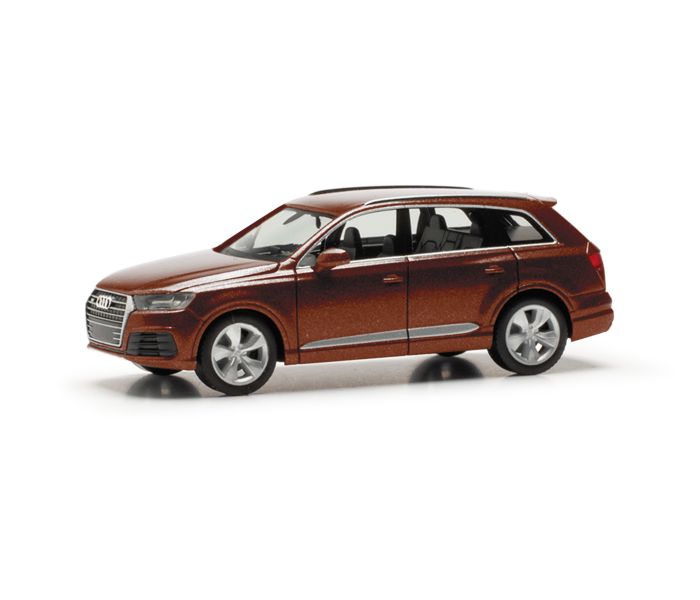 Audi Q7 Matador Red