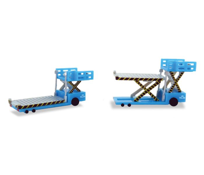 Container Loaders (2) Schipol (1:500)