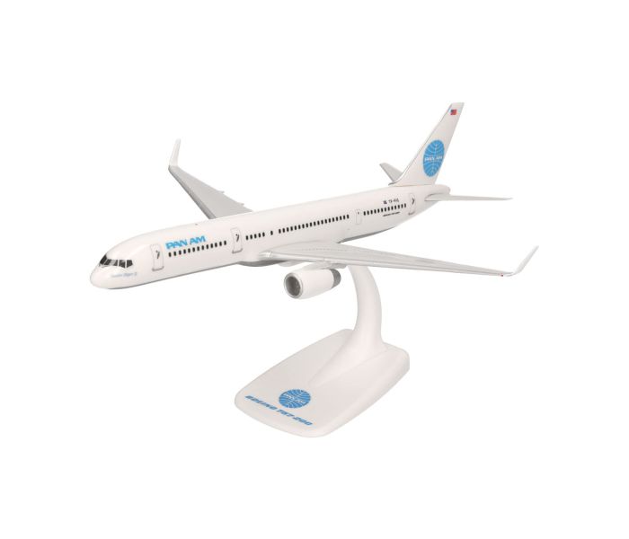 Snapfit Boeing 757-200 Pan Am TF-FIC (1:200)