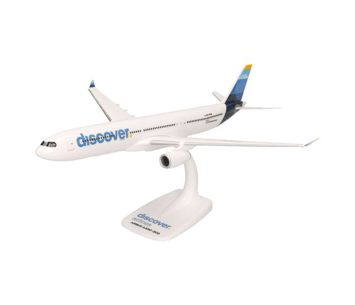 Snapfit Airbus A330-300 Discover Airlines D-AIKK (1:200)