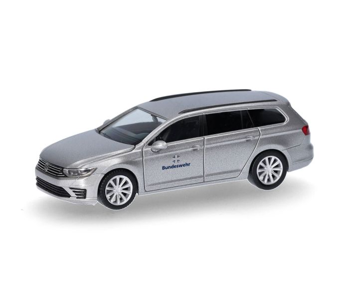 Military VW Passat Variant GTE BW Fuhrpark Service