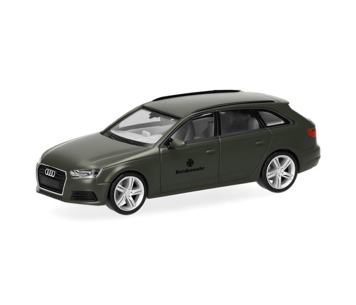 Military Audi A4 Avant BW Fuhrpark Matt Olive