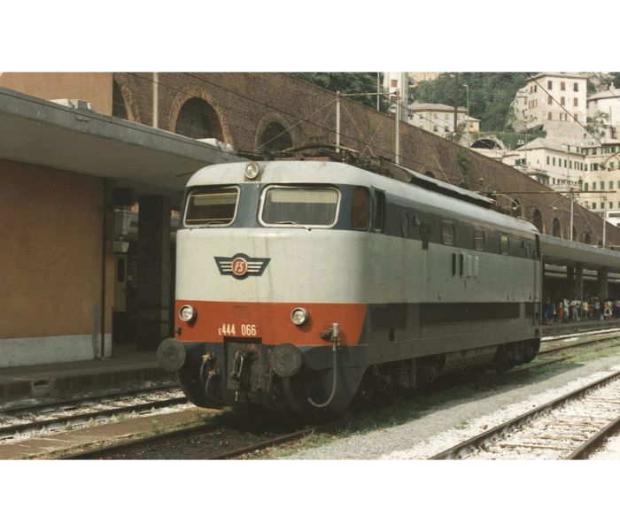 FS E444 2nd Series Electric Locomotive IV